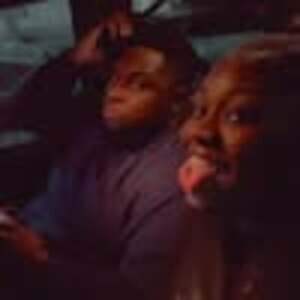 Meet your Posher, Ariana